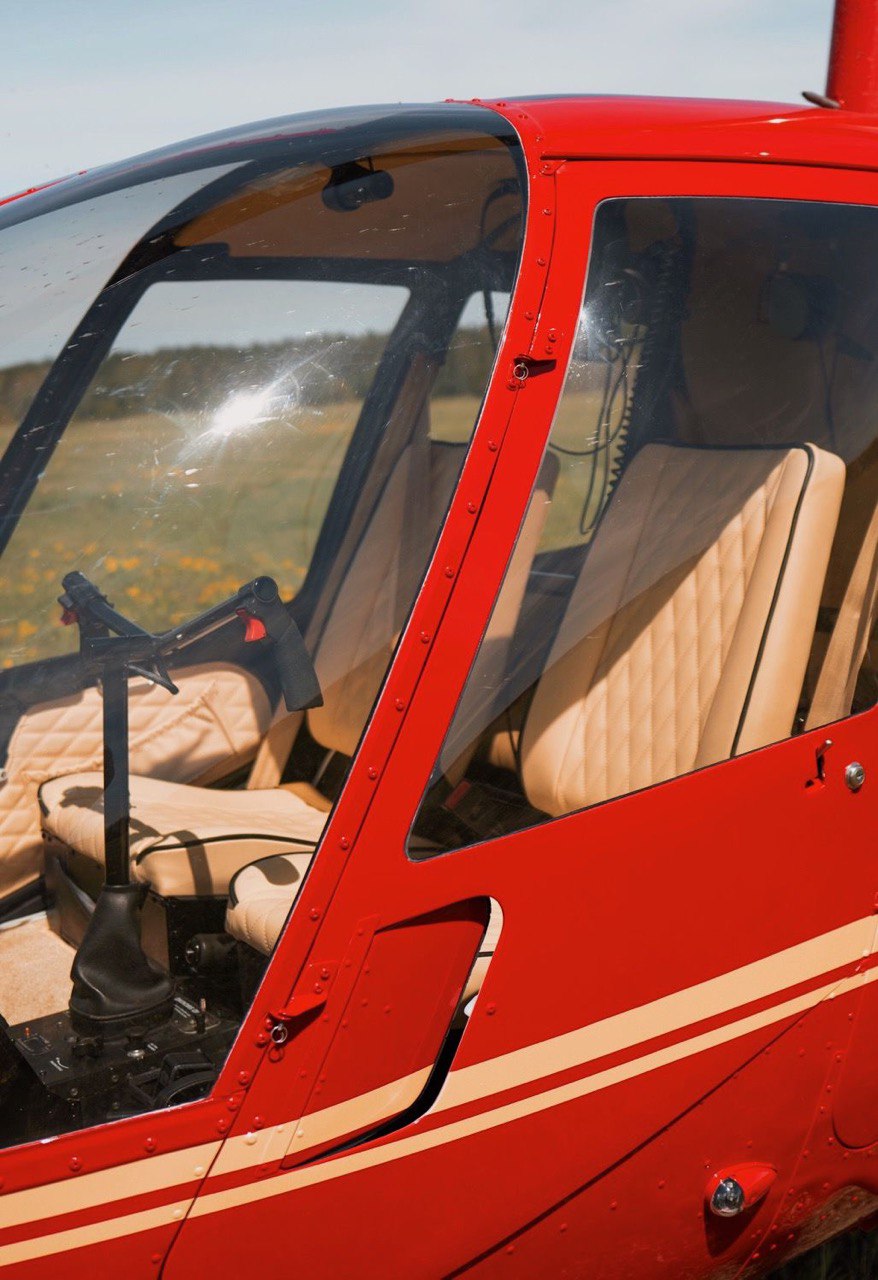 Вертолёт Robinson R44 R2 — фото 3